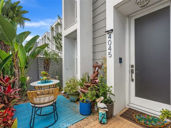 4045 Warner Ave, Huntington Beach CA 92649