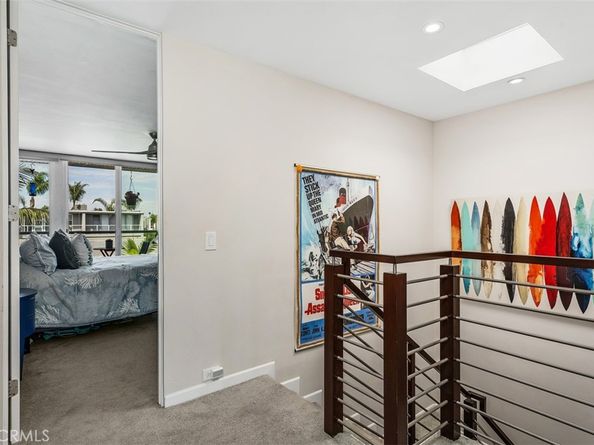 4045 Warner Ave, Huntington Beach CA 92649