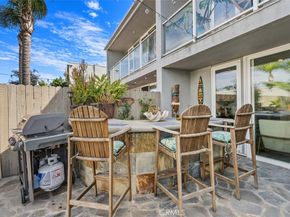 4045 Warner Ave, Huntington Beach CA 92649