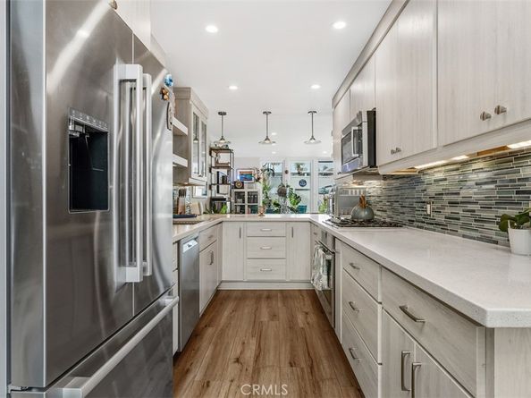 4045 Warner Ave, Huntington Beach CA 92649