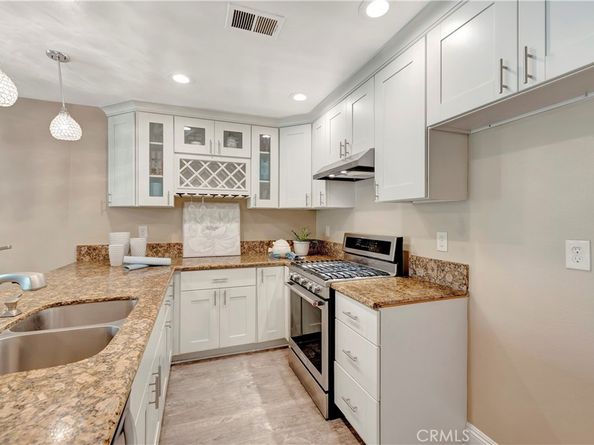 85 Lemon, Irvine CA 92618
