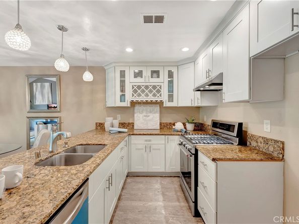 85 Lemon, Irvine CA 92618
