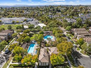 28 Albany 77, Ladera Ranch CA 92694