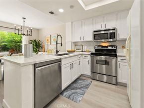29 Stanford Court 93, Irvine CA 92612