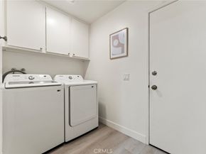 29 Stanford Court 93, Irvine CA 92612