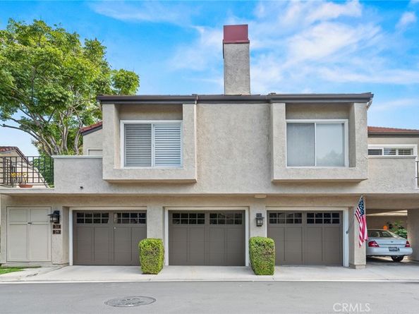 29 Stanford Court 93, Irvine CA 92612