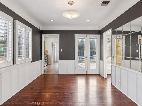 527 S Orchard Drive, Burbank CA 91506