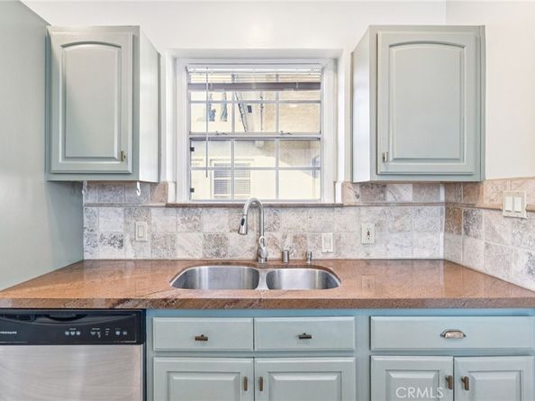 527 S Orchard Drive, Burbank CA 91506