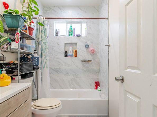 421 E 65th, Los Angeles CA 90003