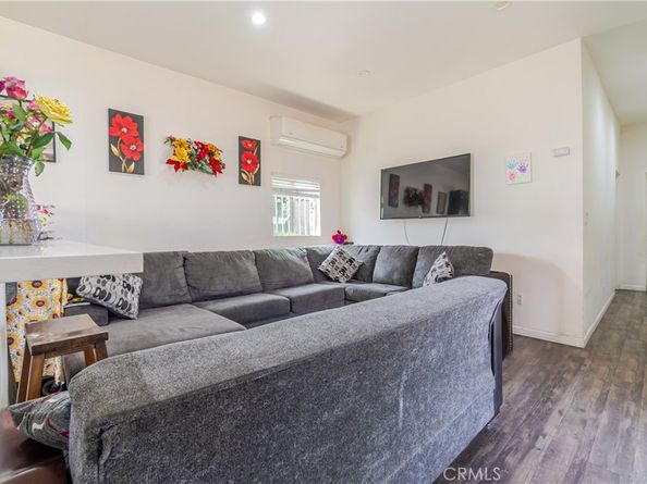 421 E 65th, Los Angeles CA 90003