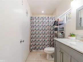 421 E 65th, Los Angeles CA 90003