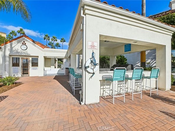 16291 Countess 211, Huntington Beach CA 92649