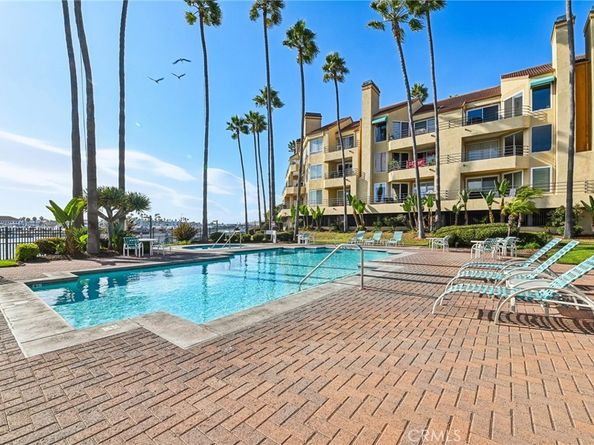 16291 Countess 211, Huntington Beach CA 92649