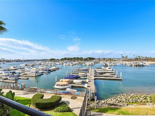 16291 Countess 211, Huntington Beach CA 92649