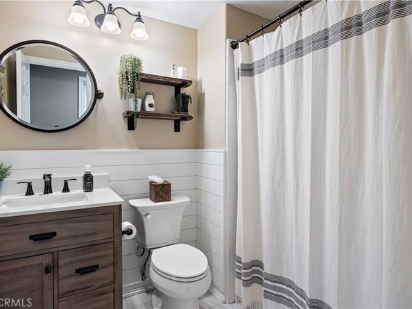 9 Swallows, Trabuco Canyon CA 92679