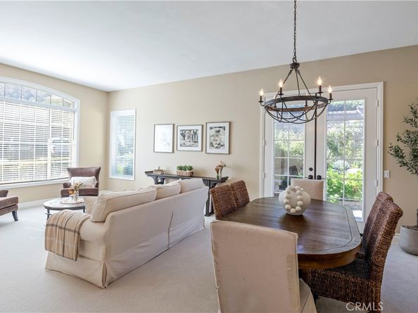 9 Swallows, Trabuco Canyon CA 92679