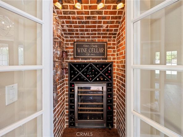 9 Swallows, Trabuco Canyon CA 92679