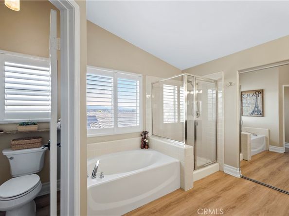 9 Swallows, Trabuco Canyon CA 92679