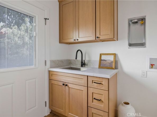 5670 Hub Street, Los Angeles CA 90042