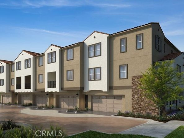 2420 E Lincoln Avenue 2, Anaheim CA 92806