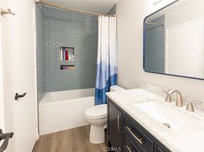 67 Greenbough 150, Irvine CA 92614