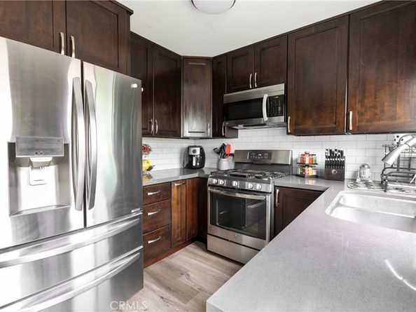 67 Greenbough 150, Irvine CA 92614