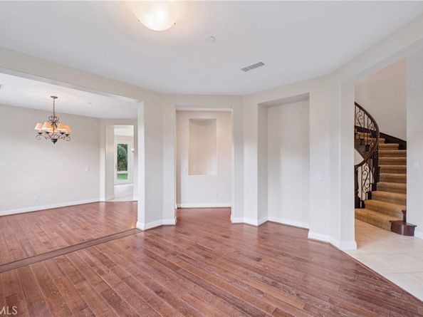 1908 Hazel Nut Court, Agoura Hills CA 91301