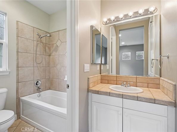 1908 Hazel Nut Court, Agoura Hills CA 91301