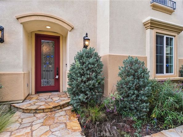 1908 Hazel Nut Court, Agoura Hills CA 91301