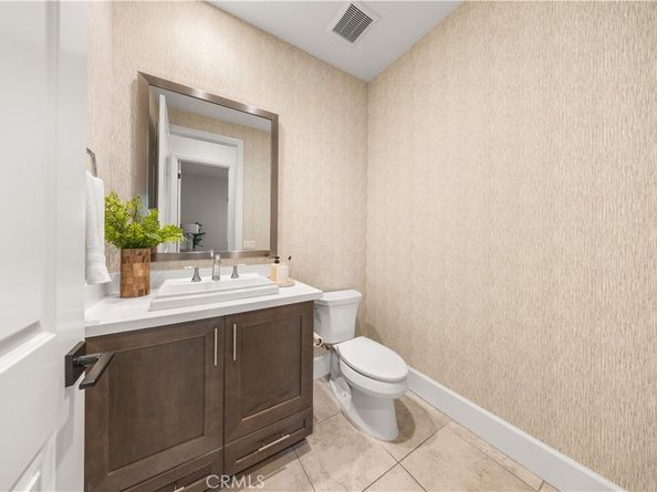 65 Glacier, Irvine CA 92602