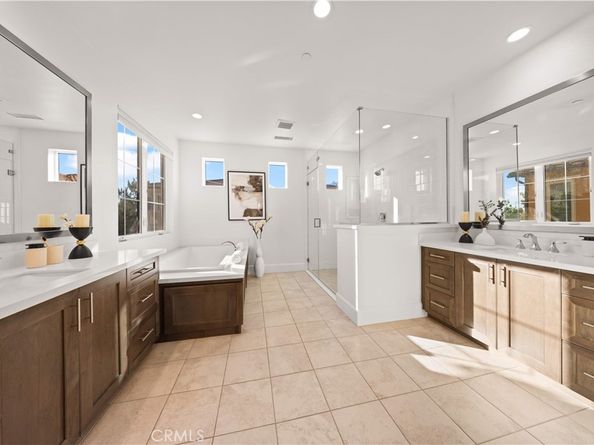 65 Glacier, Irvine CA 92602