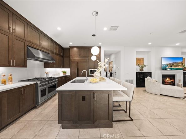 65 Glacier, Irvine CA 92602