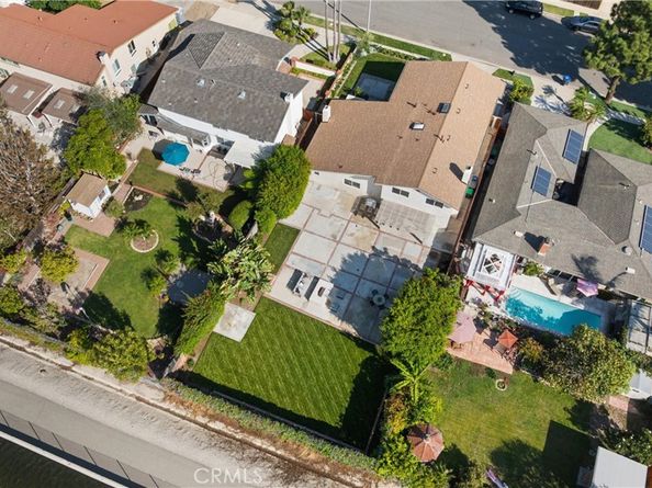 2741 Sandpiper Drive, Costa Mesa CA 92626