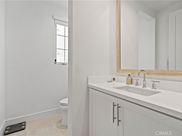 112 San Benito, Irvine CA 92618