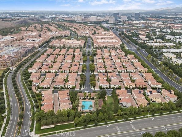 112 San Benito, Irvine CA 92618