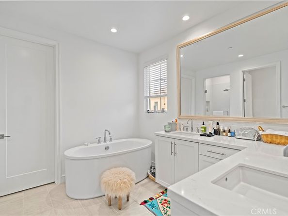 112 San Benito, Irvine CA 92618