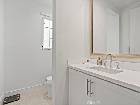 112 San Benito, Irvine CA 92618