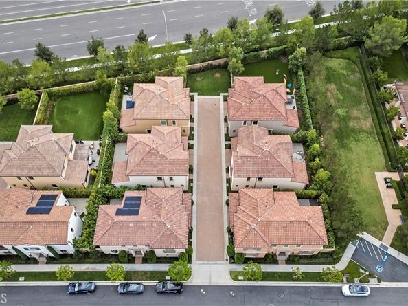 112 San Benito, Irvine CA 92618