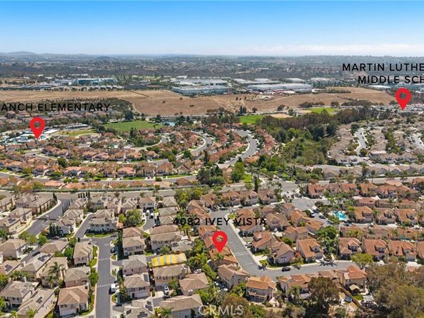 4082 Ivey Vista Way, Oceanside CA 92057