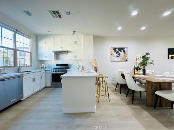 52 Capricorn, Irvine CA 92618