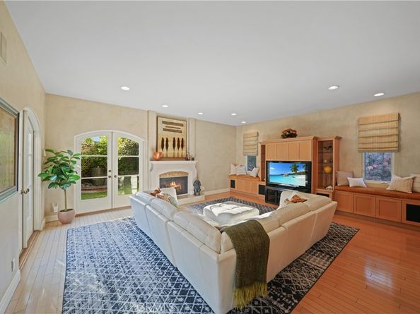 16351 Spartan Circle, Huntington Beach CA 92649