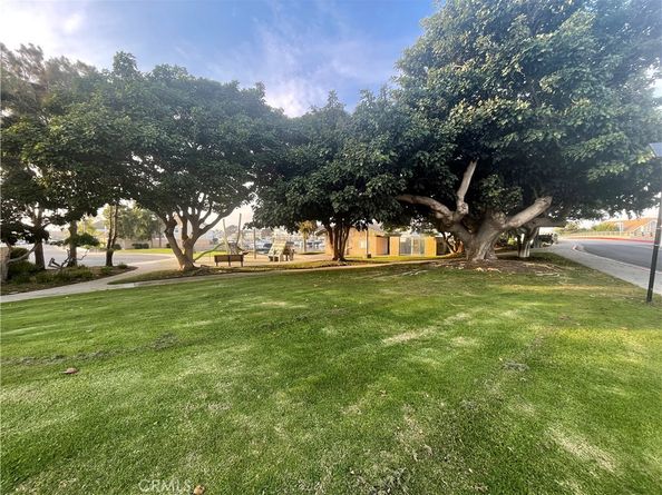 16351 Spartan Circle, Huntington Beach CA 92649