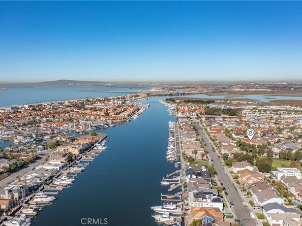 16351 Spartan Circle, Huntington Beach CA 92649