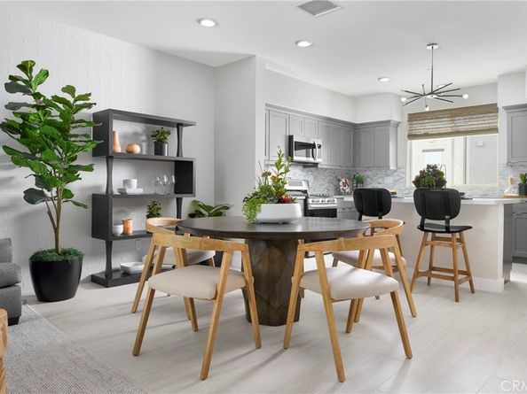 2211 W Orange, Anaheim CA 92804