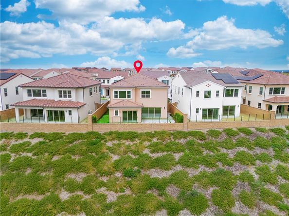 122 Mossvine, Irvine CA 92618