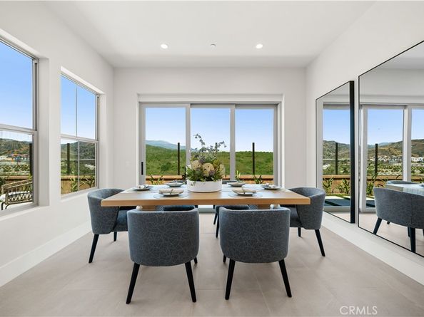 122 Mossvine, Irvine CA 92618