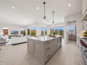 122 Mossvine, Irvine CA 92618