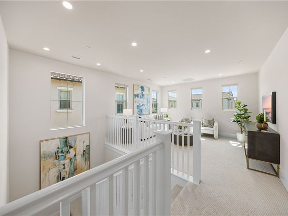 122 Mossvine, Irvine CA 92618