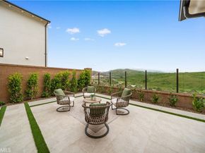 122 Mossvine, Irvine CA 92618