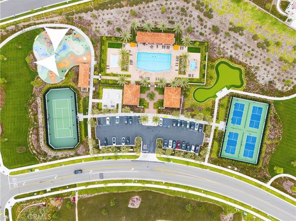 122 Mossvine, Irvine CA 92618